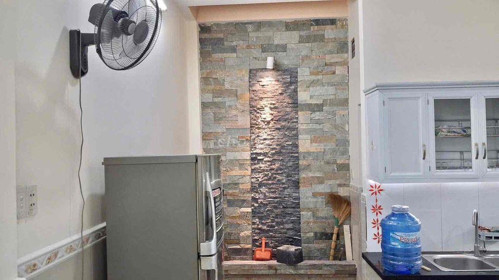 NHÀ [ 4,5 x 17] 3 lầu (3Pn,3WC) —hẻm 688 hương lộ 2,bình tân