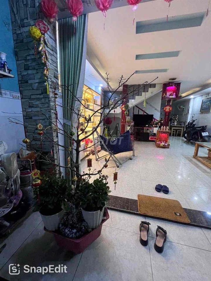 GIÁ RẺ 9tr —3 Phòng. ngủ ,3tolet—oto ngủ trong nhà