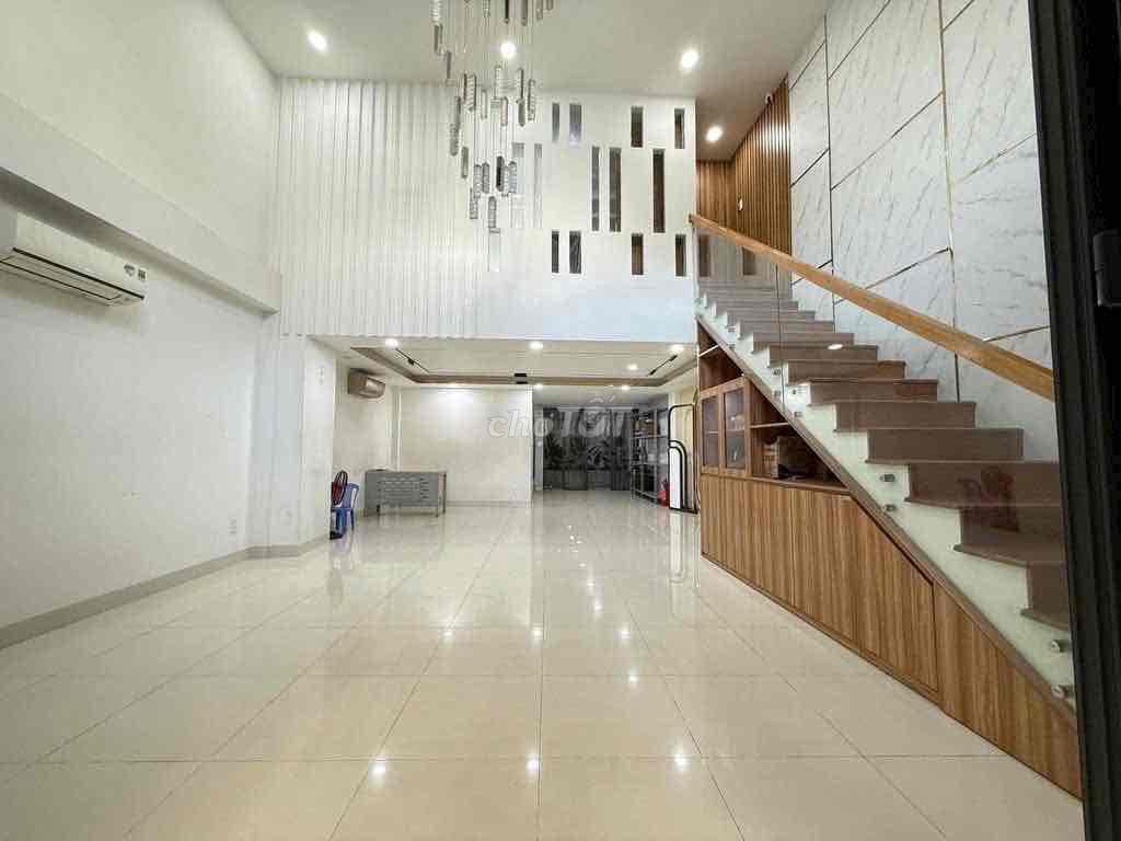 Nhà [ 6 x 20] 5 Tầng (6PN 7WC) __Full Nội thất—Hương Lộ 2 .
