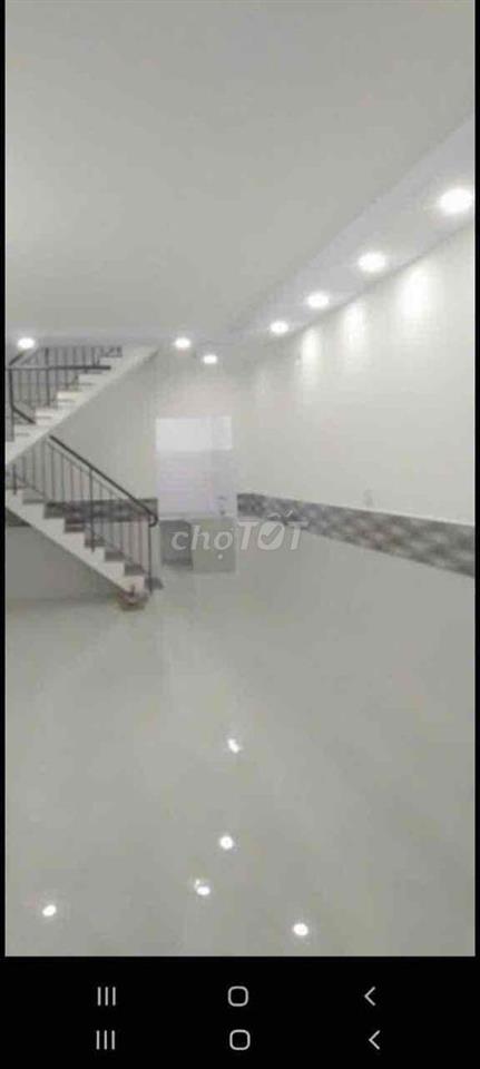 Nhà [ 4 x 19] cấp 4 1Pn ,1wchẻm 8M,KHU CHỢ BÌNH LONG,BT