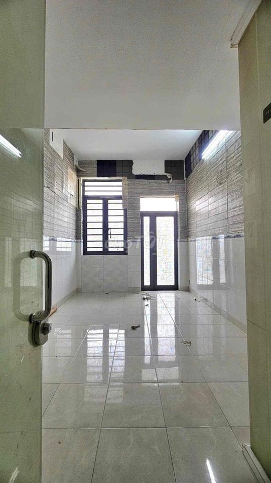 NHÀ [ 5,5 x 22) 1 đúc lửng(2WC,2WC) KHU Đường số 14 giáp lê văn quới