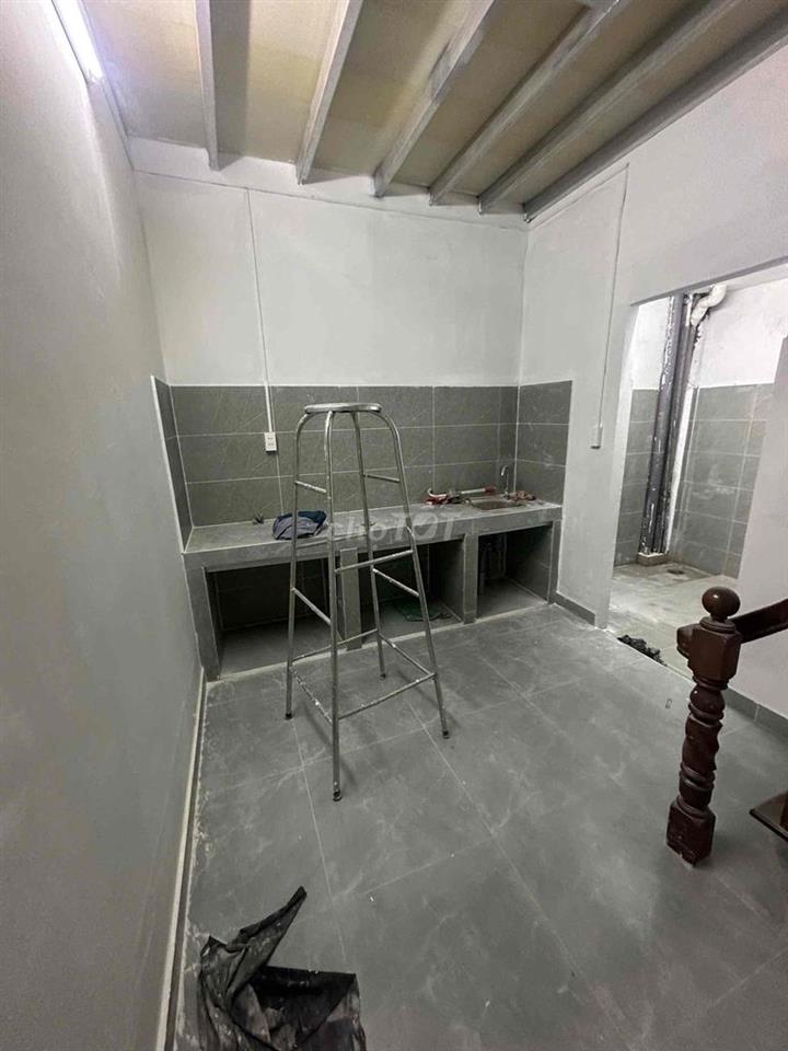 Nhà [4 x 18] 1 lầu (3PN,2WC) hẻm 6m ,hương lộ 2, bình tân