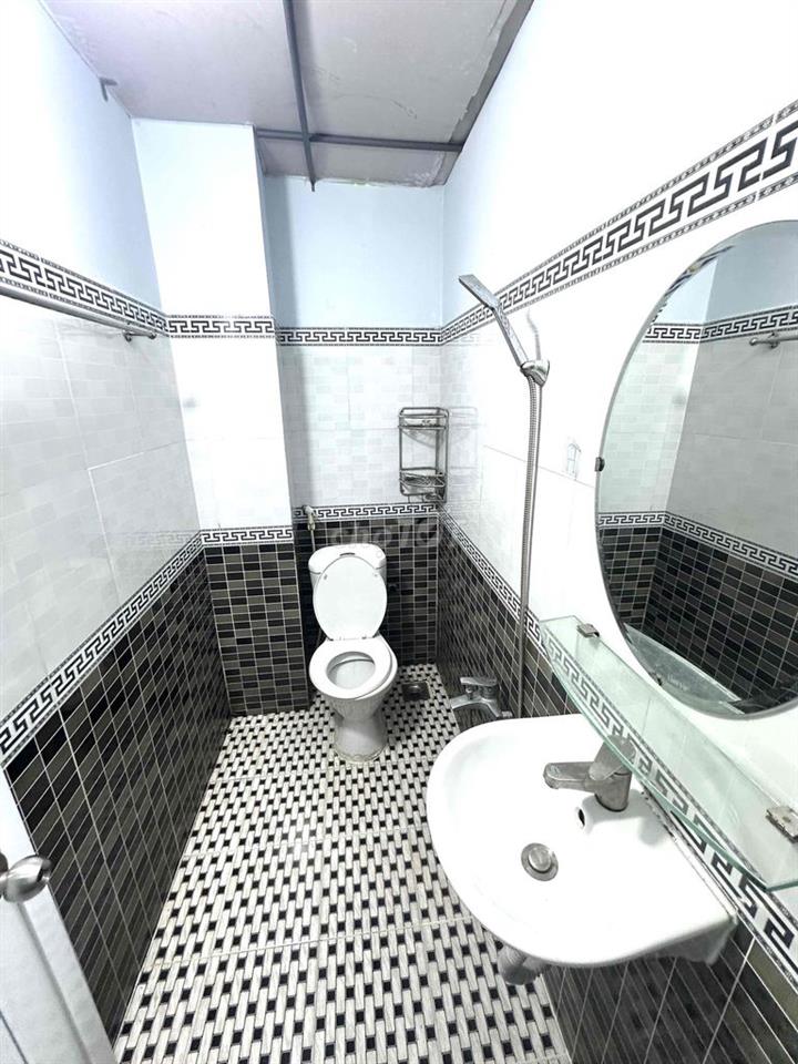 Nhà [ 4 x 20] 1 lầu (3PN,3WC)  KHU LÊ VĂN QUỚI — MÃ LÒ