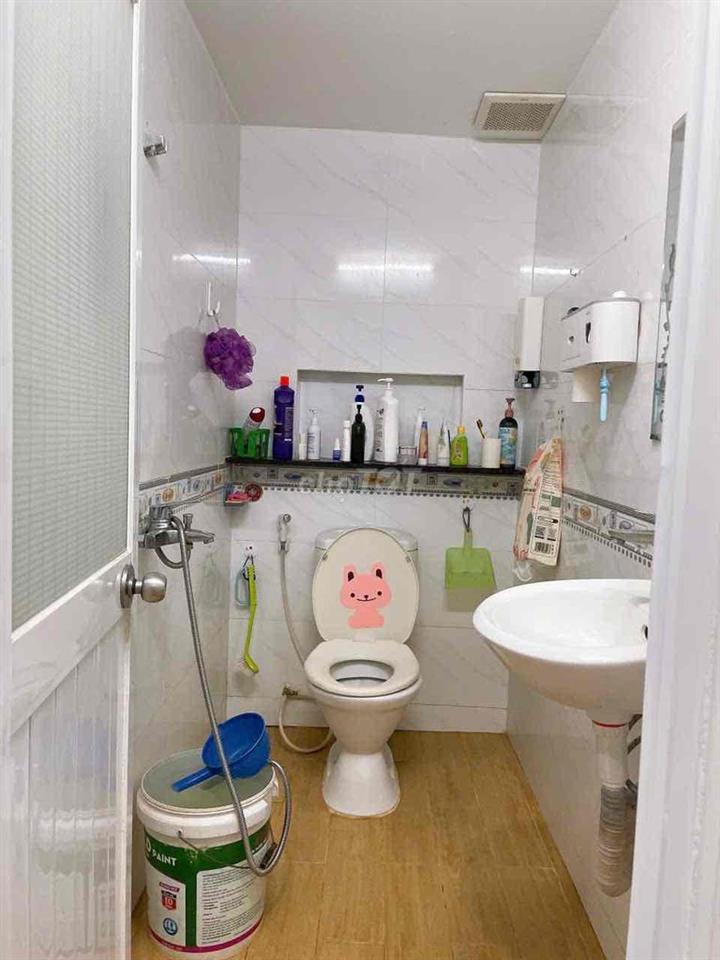 Nhà [ 5,5 x 15]  1 lầu ( 3PN,2WC) —ẤP CHIẾN LƯỢC —CHỢ GÒ XOÀI