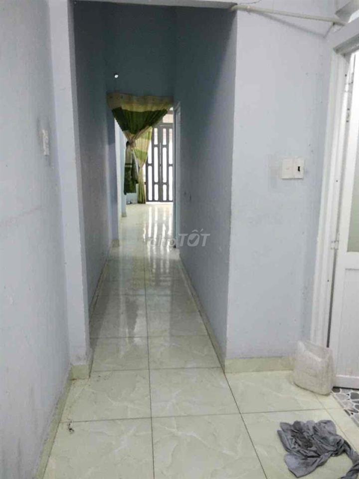 NHÀ RẺ [ 4 x 9 ] 1 lầu  ( 2PN,1WC) hẻm 5m thông ,lê đình cẩn ,bình tân