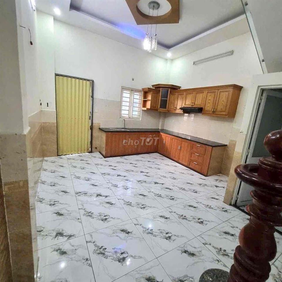 NHÀ ĐẸP lÊ VĂN QUỚI —H.LỘ 2 [ 4,5 x 15] 3 lầu ( 4PN,3WC) ST .