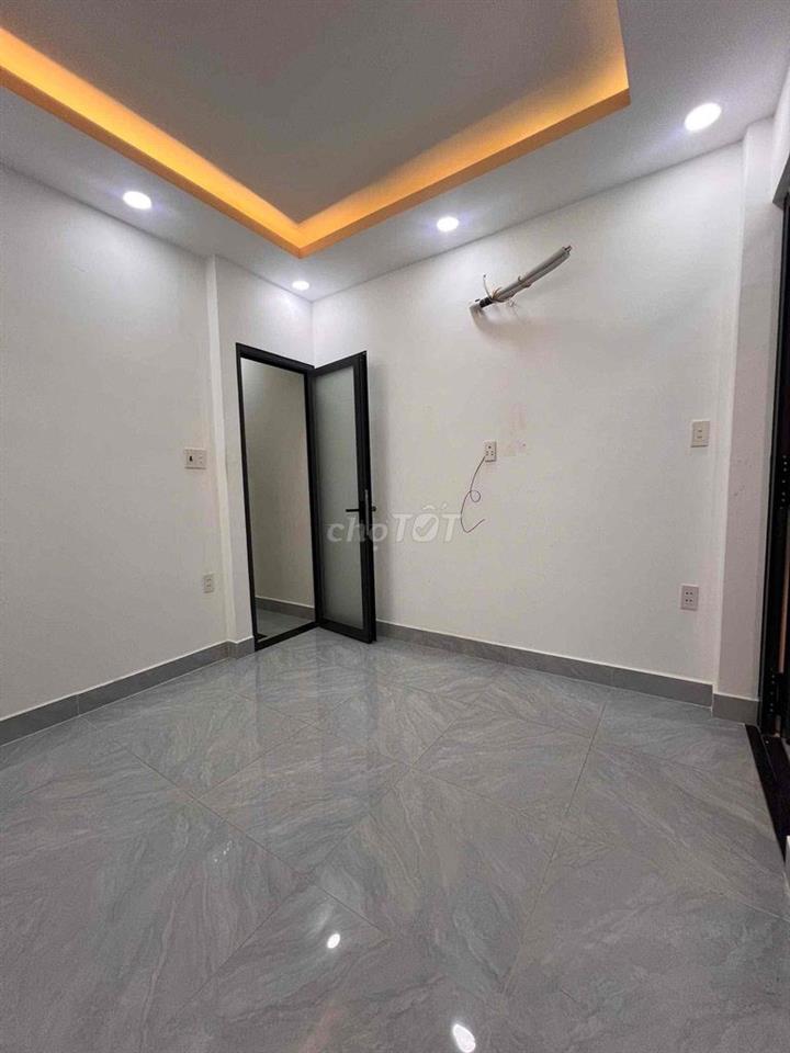 NHÀ ĐẸP [ 4 x 12] 1 lầu (2PN,2WC) CHIẾN LƯỢC ,BINH TÂN