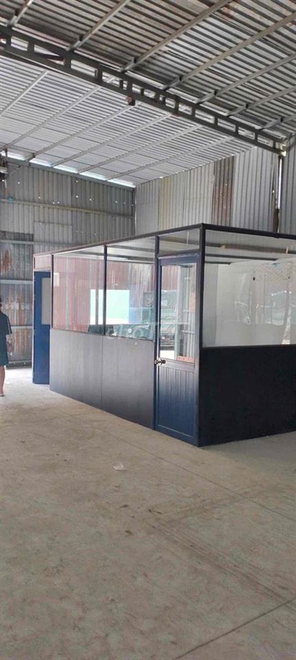 NHÀ KHO XƯỞNG XE CÔNG 40F (10x 40) CÓ 3 PHA,KHU MÃ LÒ