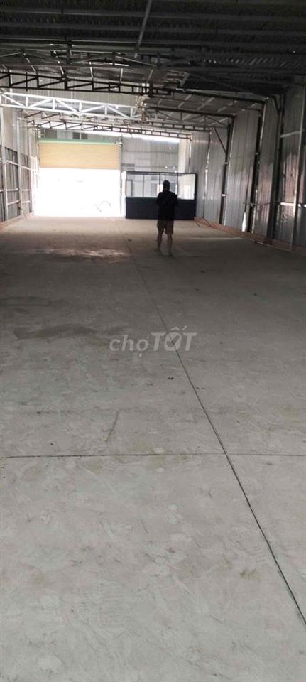 NHÀ KHO XƯỞNG XE CÔNG 40F (10x 40) CÓ 3 PHA,KHU MÃ LÒ