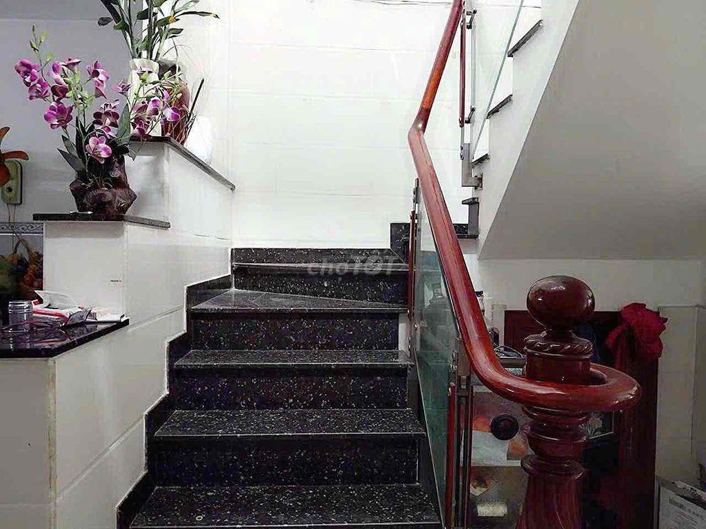 NHÀ [ 4 x 18] 1 lầu (3 PN,2WC) ,hẻm 7m ,ĐƯỜNG SỐ 18 —PHAN ĐĂNG GIẢNG