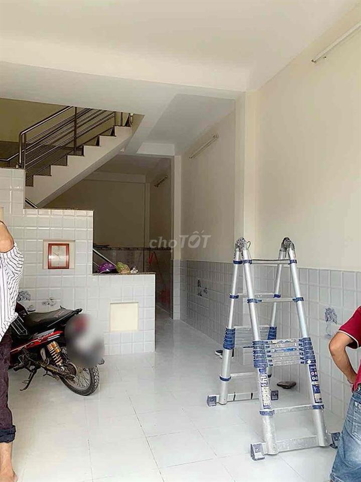 NHÀ TKTQ ( 4 x 12) 1 lầu 2PN,2WC, -2 Máy lạnh ,hẻm xe hơi cụt