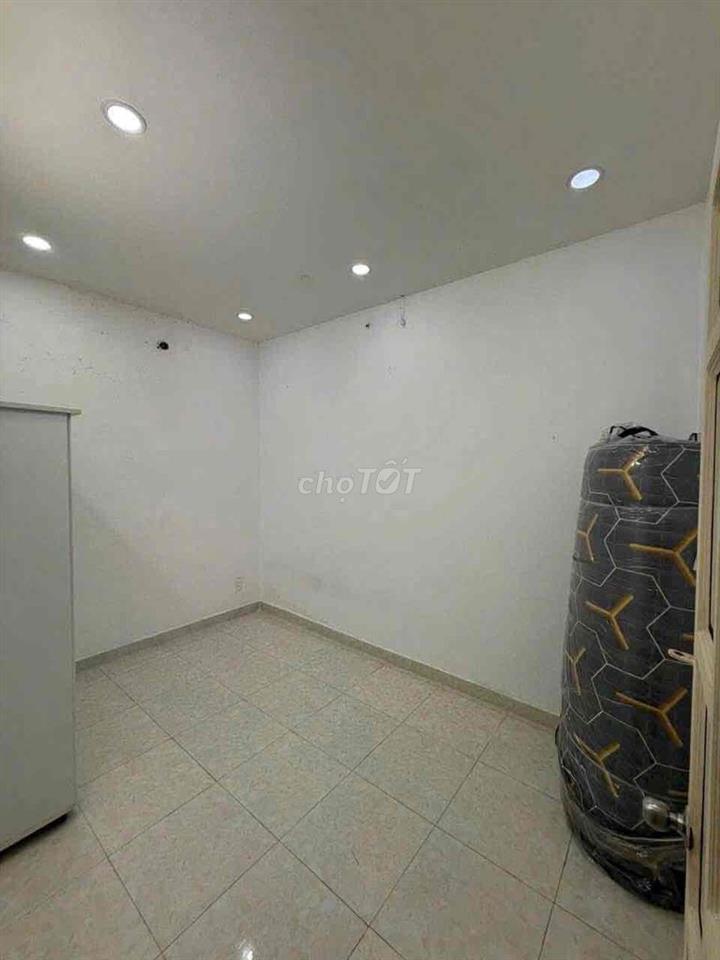 NHÀ ĐẸP MT KHU LÊ VĂN QUỚI [ 4 x 16] 1 lầu 2PN,2WC