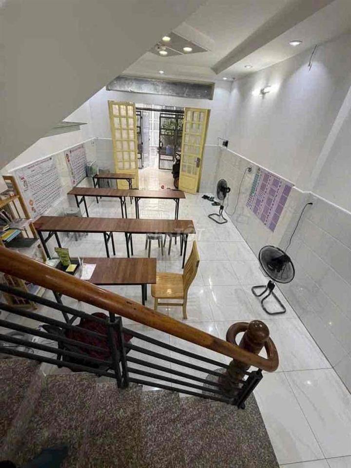 NHÀ ĐẸP MT KHU LÊ VĂN QUỚI [ 4 x 16] 1 lầu 2PN,2WC