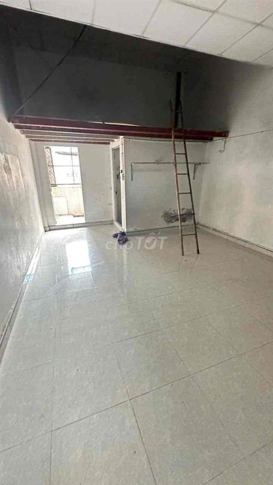 NHÀ [ 4,5 x 18] 1 lầu 2PN,2WC ,hẻm 5m thông ,LK 5-6 ,Bình Tân