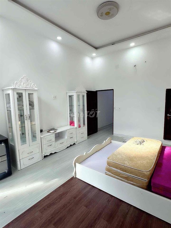 NHÀ ĐẸP [ 4 ❌11 ]  2 lầu 3PN-2WC—QUỐC LỘ 1A -GIÁP HƯƠNG LỘ 2