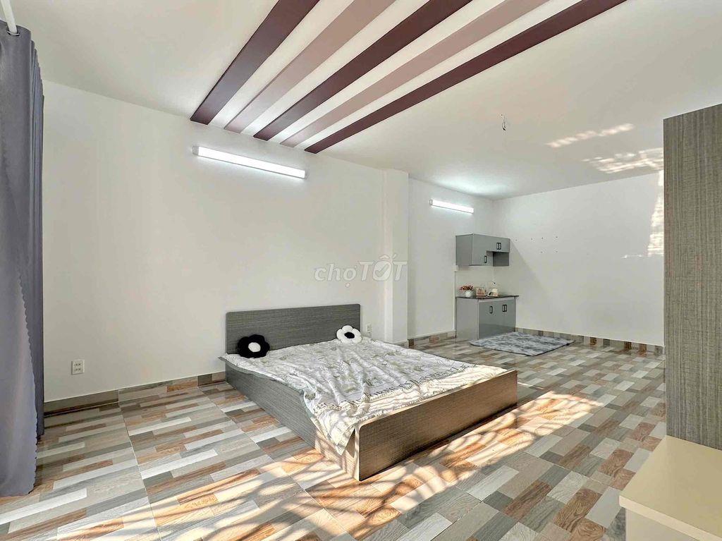 Tên Lửa, ban công full nội thất