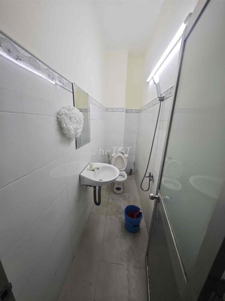 CHO THUÊ NHÀ - MẶT TIỀN KD- 4x20m- 4PN +3WC- BÌNH PHÚ -18TR