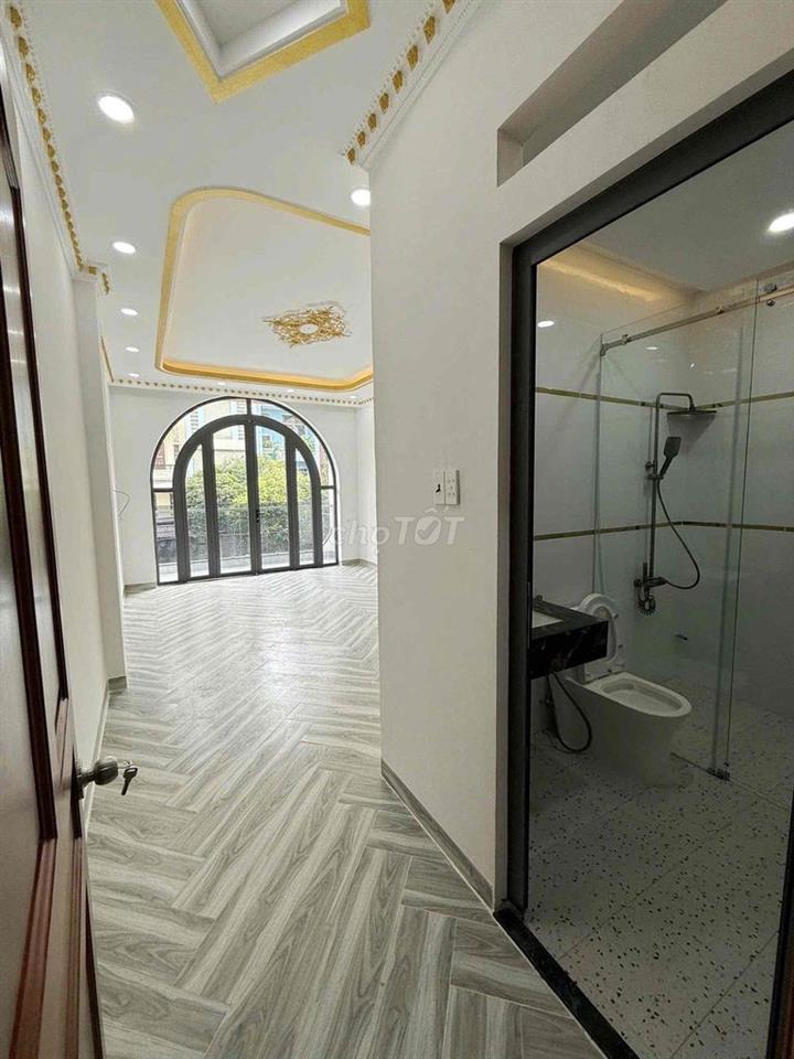 CHO THUÊ NHÀ MỚI- CÓ NỘI THẤT-THANG MÁY-80M2-8PN+9WC-BÌNH PHÚ,Q6-35TR