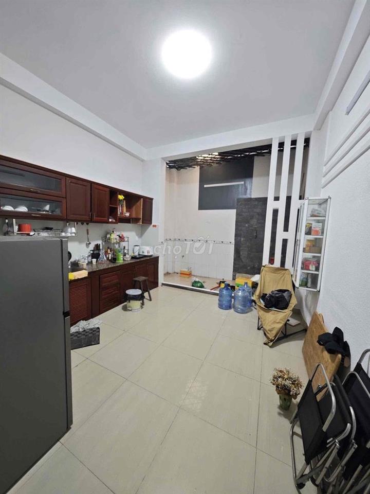 CHO THUÊ NHÀ ĐẸP- 4 TẦNG-64M2- 5PN- MTNB- B.PHÚ 2, Q6- 18TR