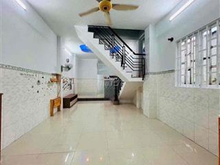 CHO THUÊ NHÀ- 44M2- 2PN + 2 WC- HẺM 4M- LÝ CHIÊU HOÀNG,Q6- 10TR