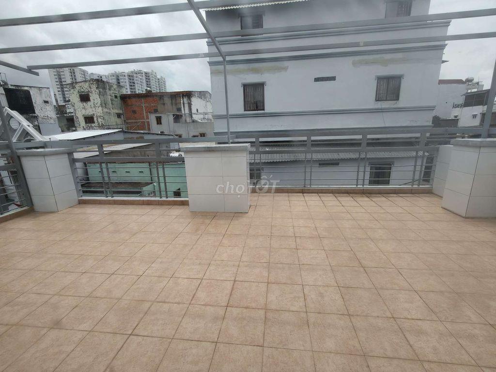 NHÀ 4 PHÒNG DT 4 X 20M HẬU GIANG