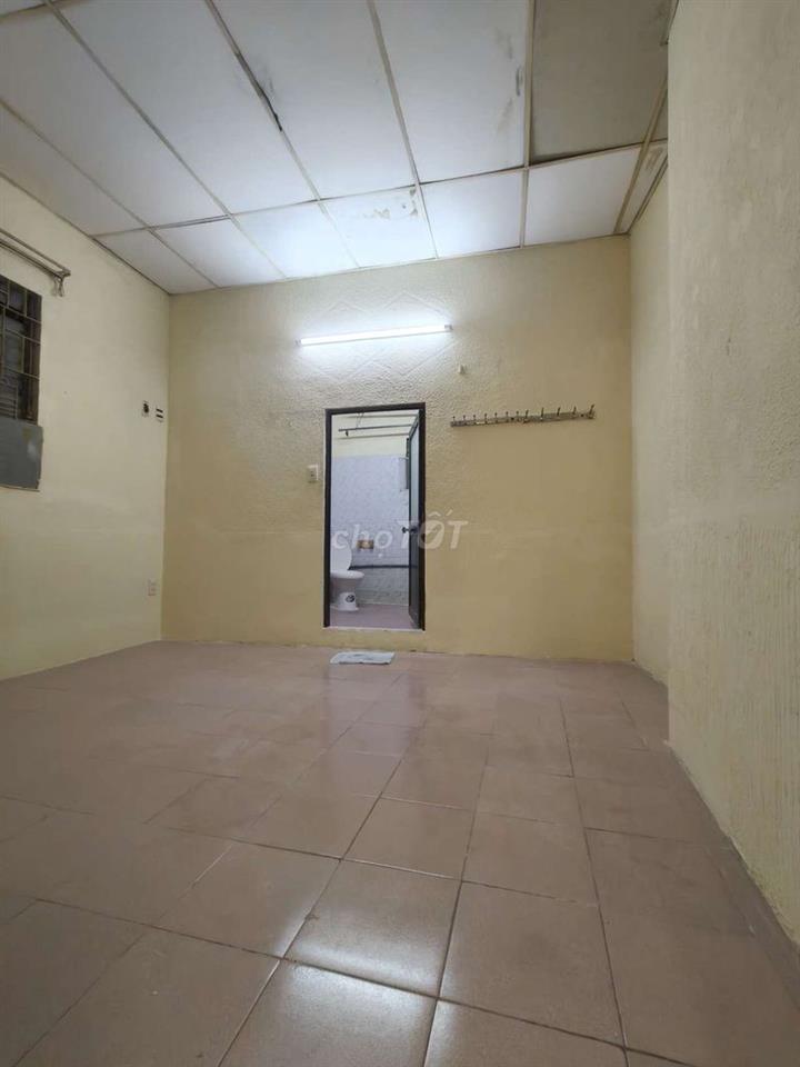 4 PHÒNG 4 X 17M HẺM 3M HẬU GIANG 