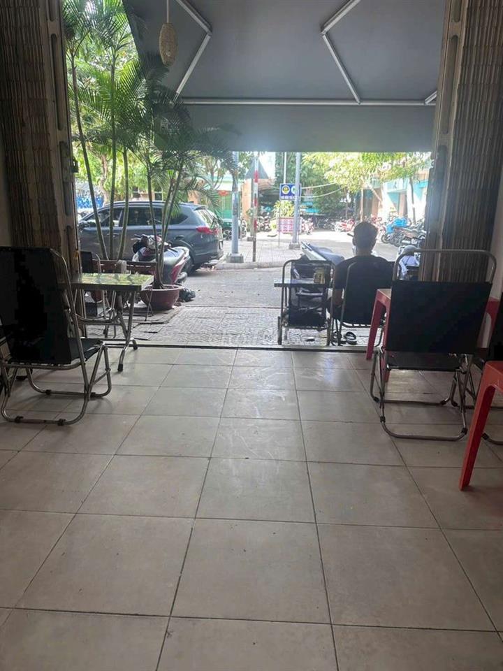 TẦNG TRỆT CHUNG CƯ NGUYỄN VĂN LUÔNG 