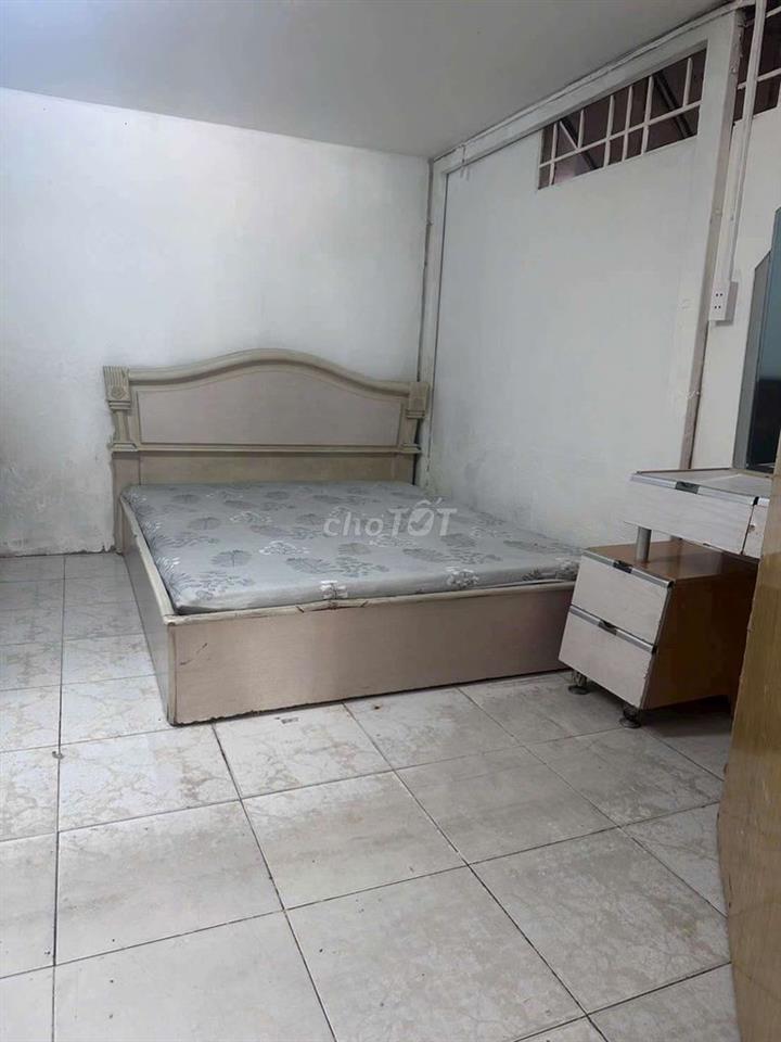 TẦNG TRỆT CHUNG CƯ NGUYỄN VĂN LUÔNG 