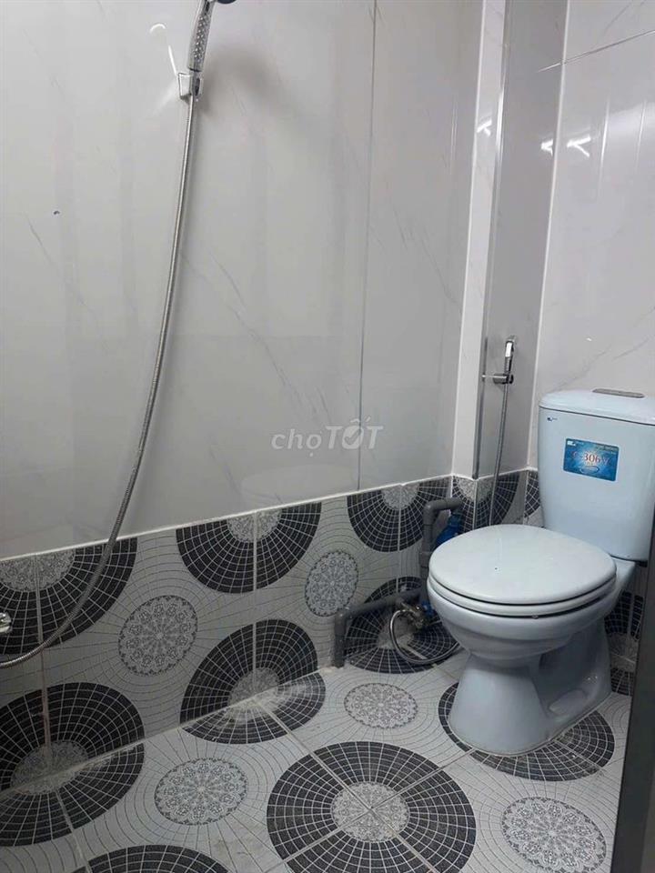 TẦNG TRỆT CHUNG CƯ NGUYỄN VĂN LUÔNG 