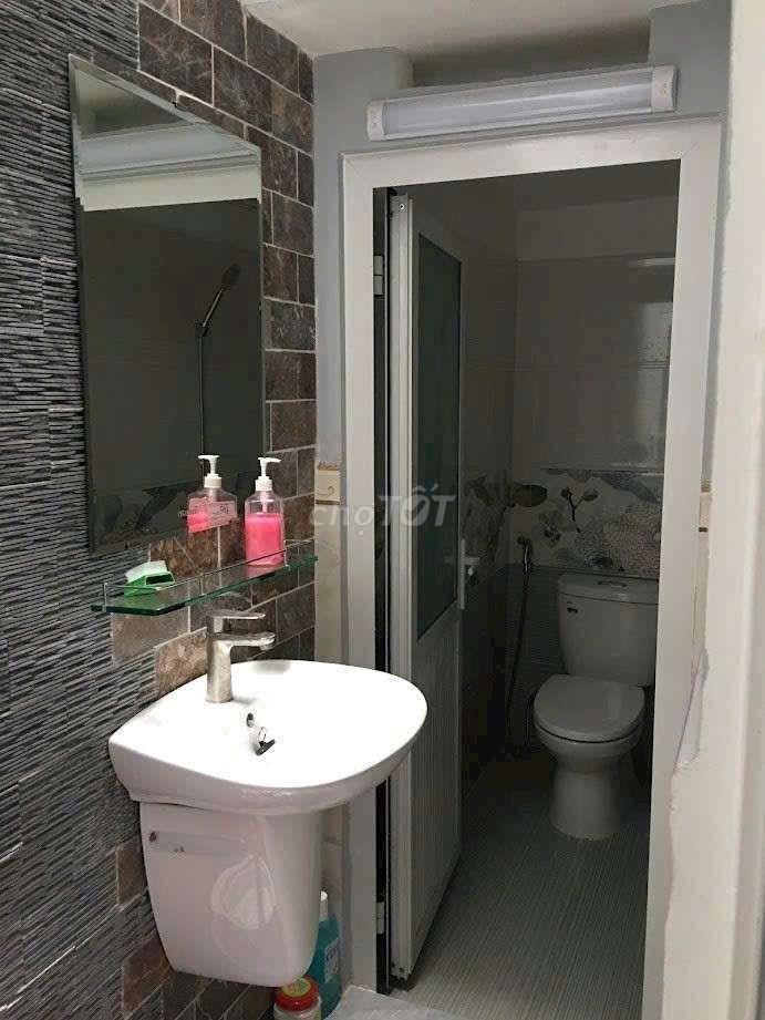 NHÀ NGUYÊN CĂN 4 PHÒNG 