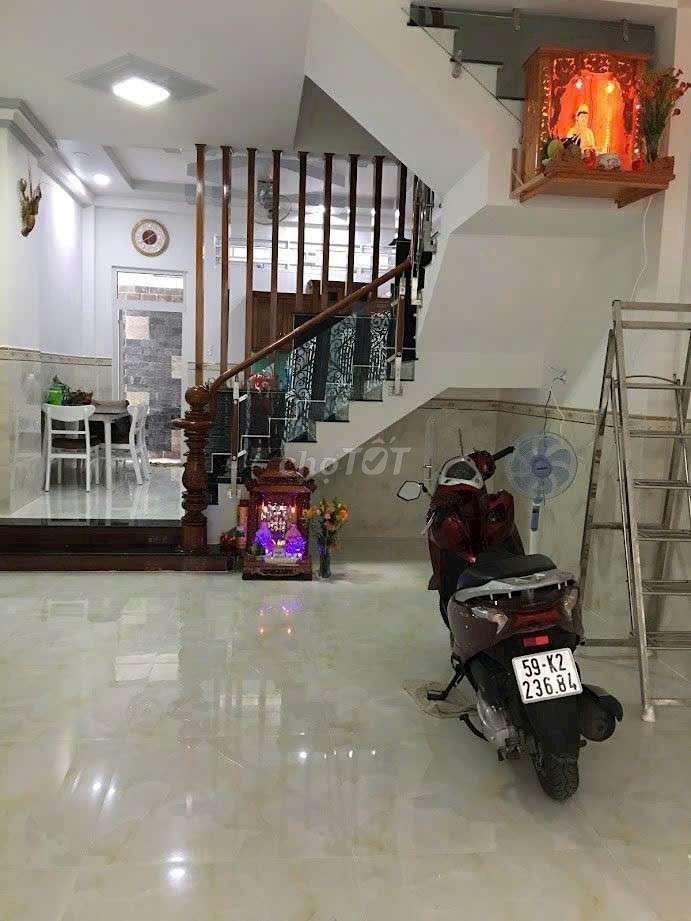 NHÀ NGUYÊN CĂN 4 PHÒNG 