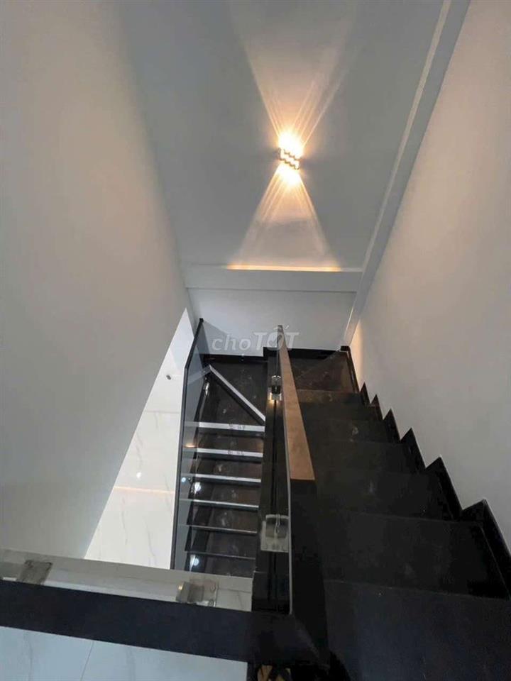 DT 5 X 15M 3 PHÒNG NHÀ MỚI 100% LŨY BÁN BÍCH