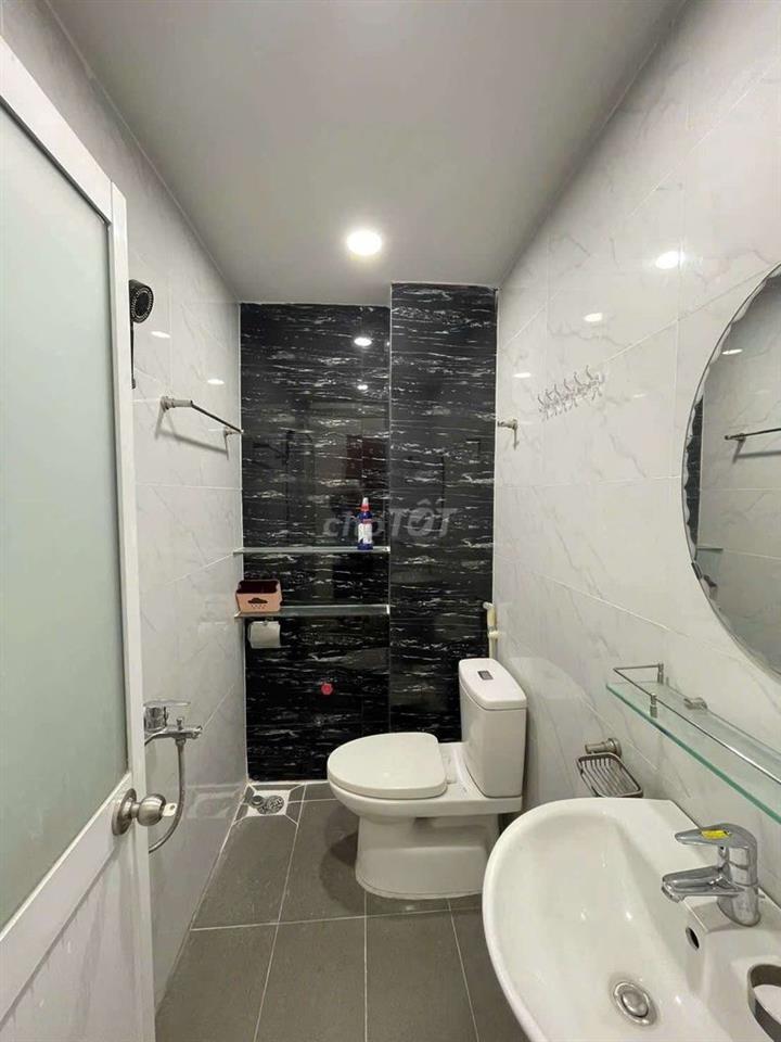 NHÀ 3 PHÒNG MÁY LẠNH 