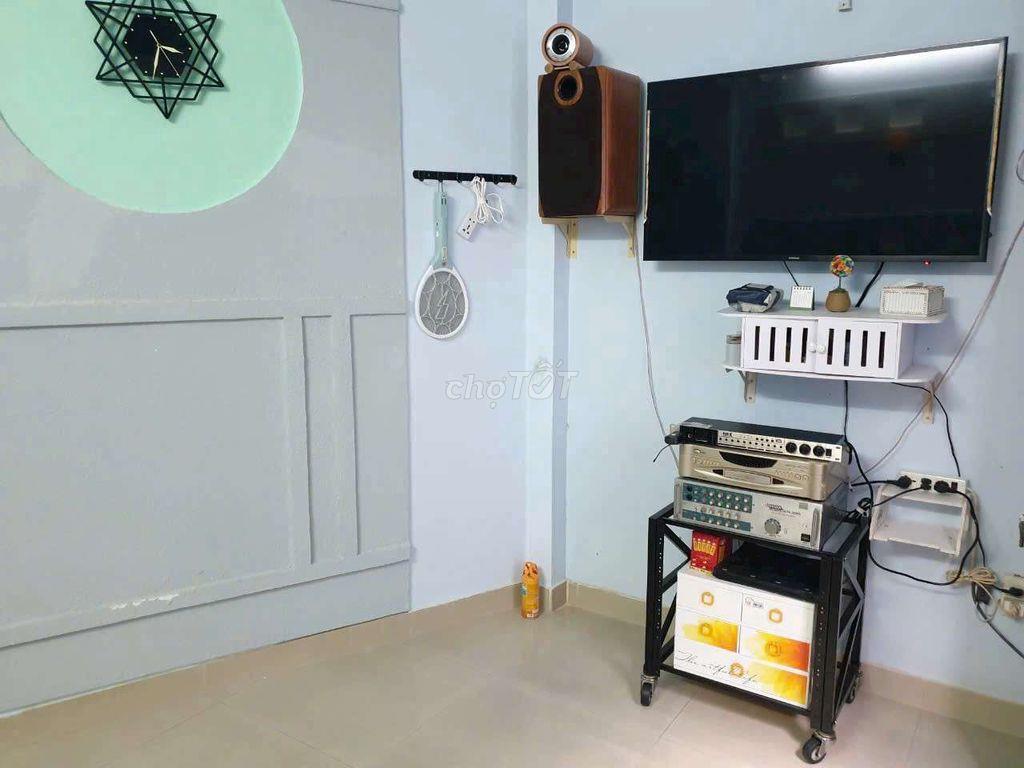 4 PHÒNG 5 X 8M BÌNH THỚI