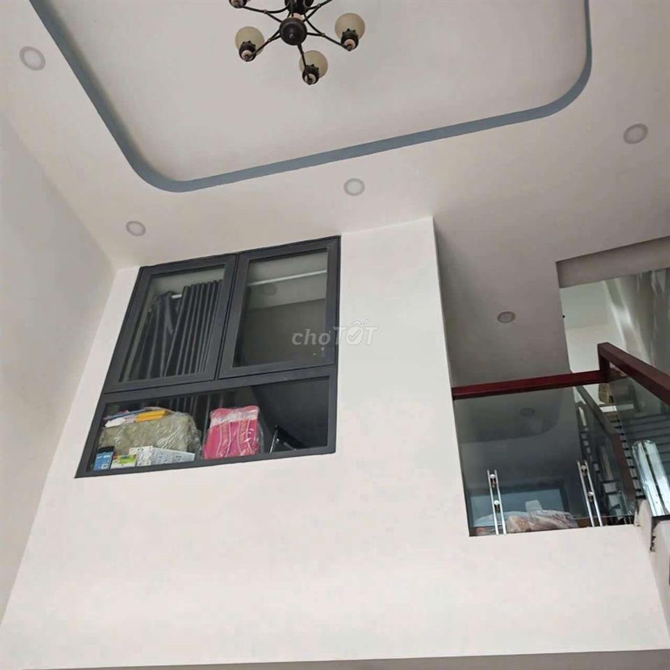 NHÀ MẶT TIỀN ĐƯỜNG LÝ NAM ĐẾ 