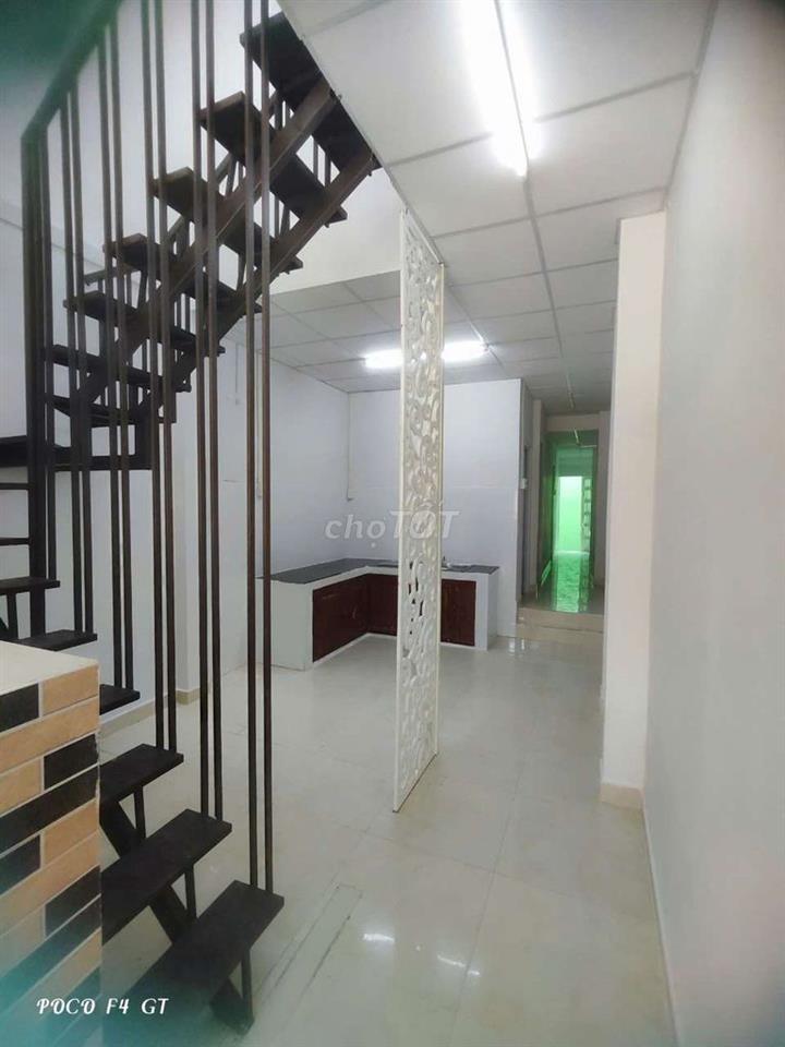 4 PHÒNG 3,5 X 26M ÂU CƠ