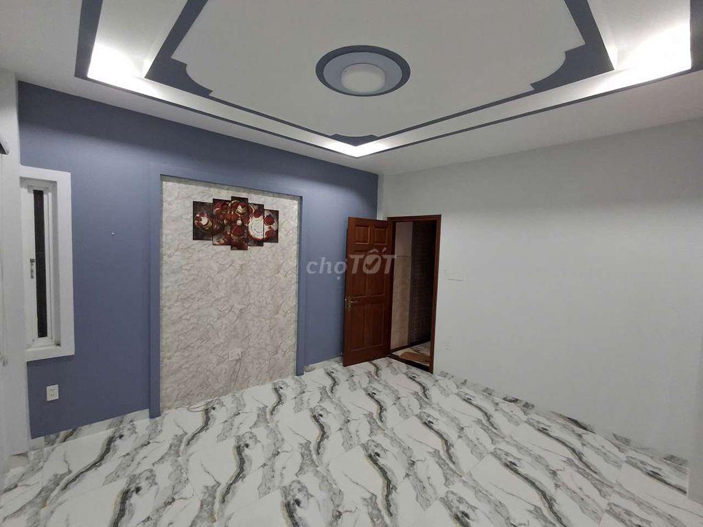 NHÀ 6 PHÒNG CÓ THANG MÁY