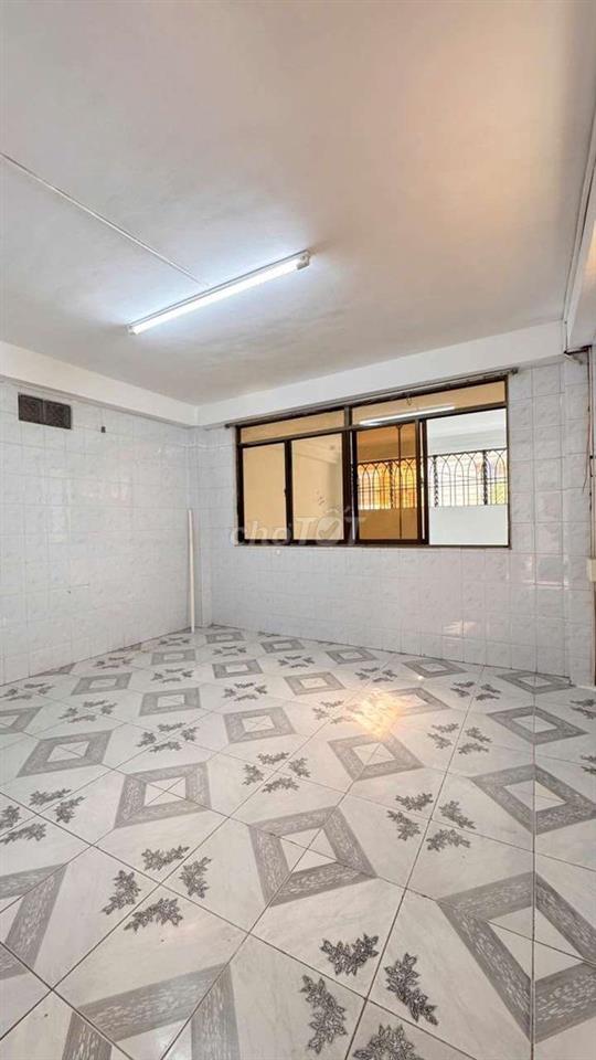 4 PHÒNG 4 X 16M ÔNG ÍCH KHIÊM 