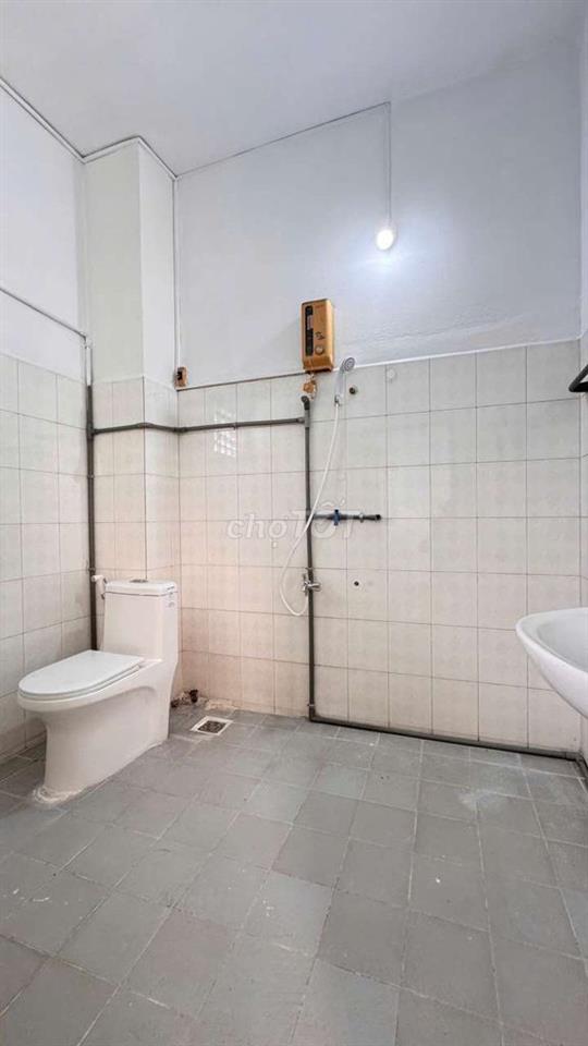 4 PHÒNG 4 X 16M ÔNG ÍCH KHIÊM 