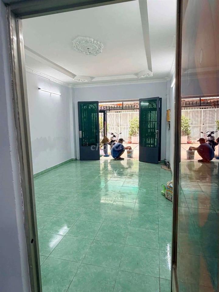 NHÀ 4 PHÒNG 4 X 15M MINH PHỤNG 