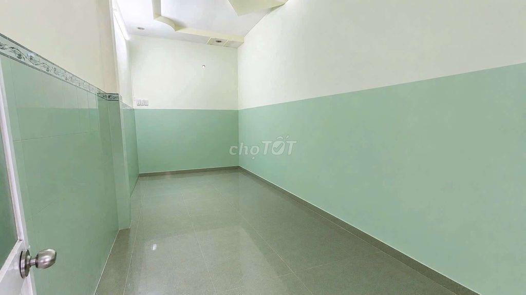 NHÀ 6 PHÒNG 4 X 20M GẦN ĐẦM SEN 