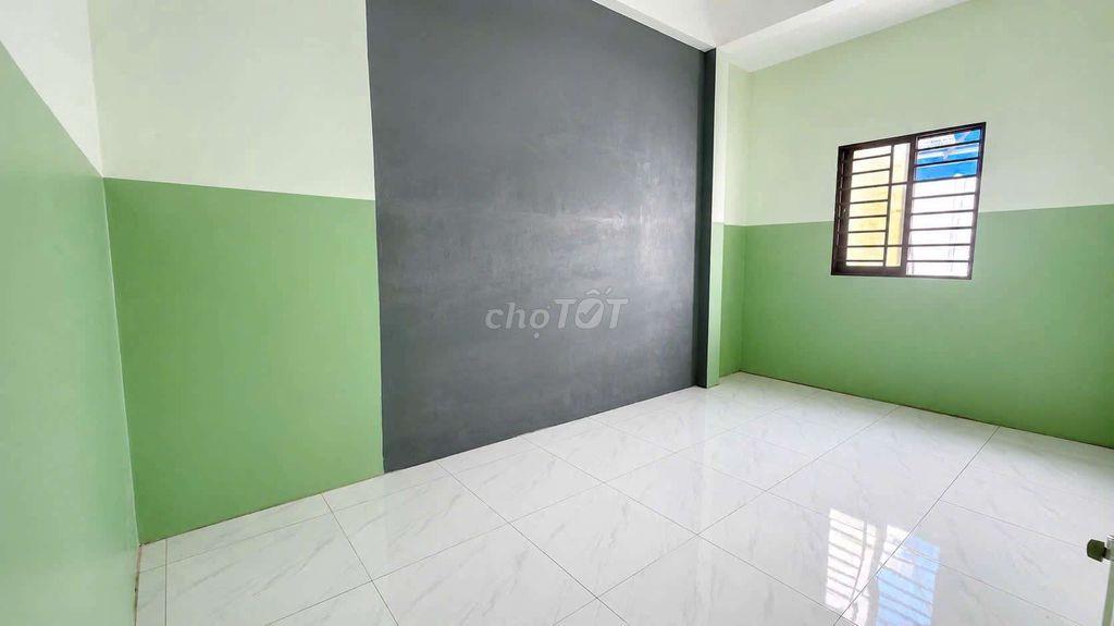 NHÀ 6 PHÒNG 4 X 20M GẦN ĐẦM SEN 