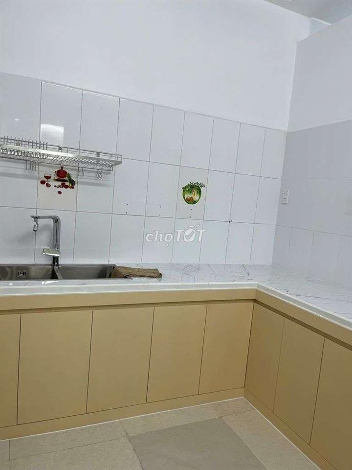 4 X 12M HẺM 4M LẠC LONG QUÂN 