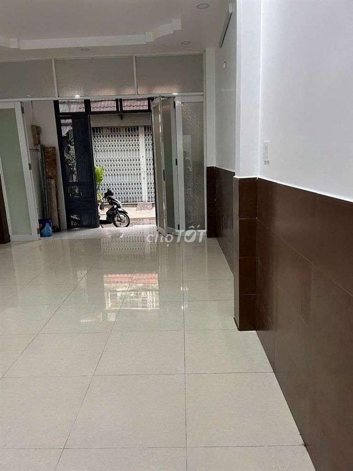 4 X 12M HẺM 4M LẠC LONG QUÂN 