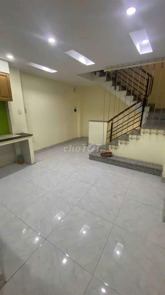 NHÀ 2 PHÒNG GẦN ĐẦM SEN 