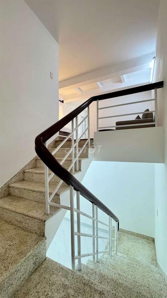 8 X 9M NHÀ MẶT TIỀN ĐƯỜNG CHỢ DA SÀ KHU TÊN LỬA