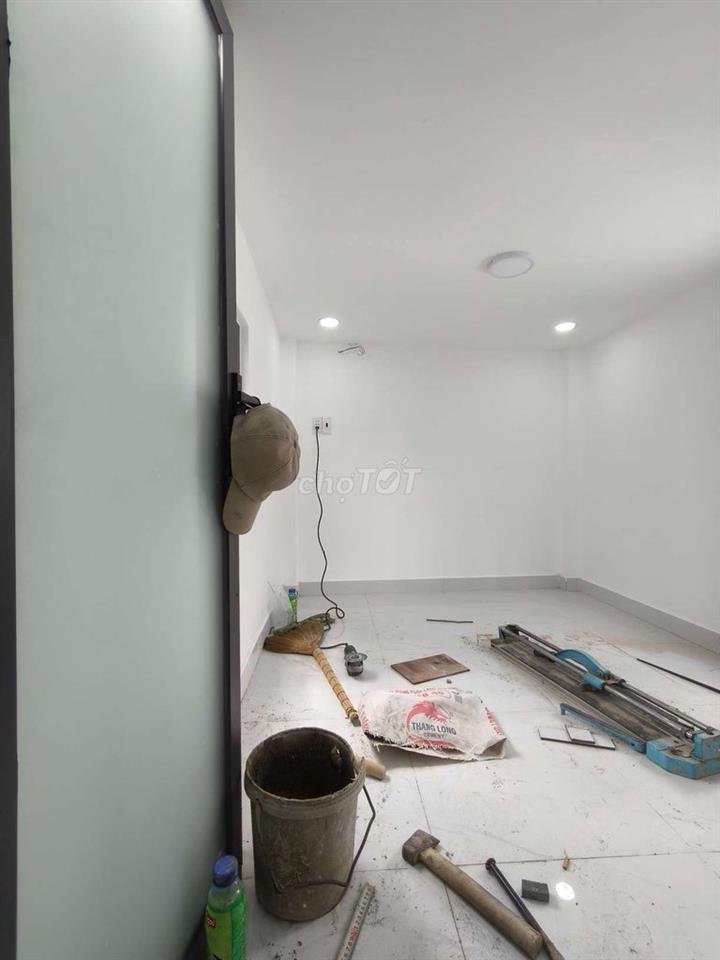 NHÀ MỚI 100% 2 PHÒNG 