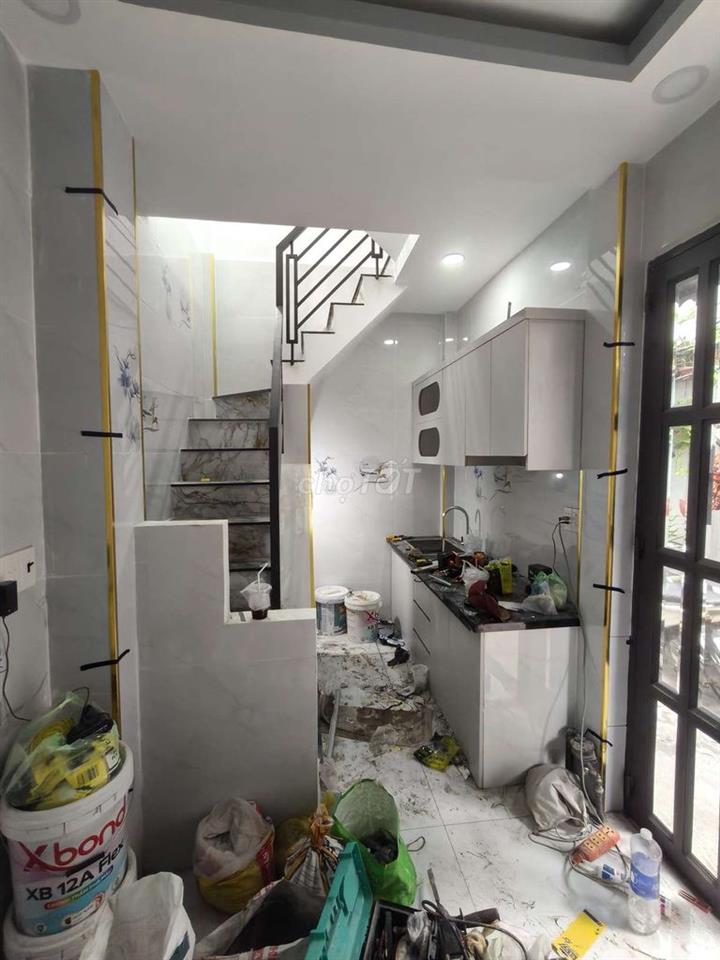 NHÀ MỚI 100% 2 PHÒNG 