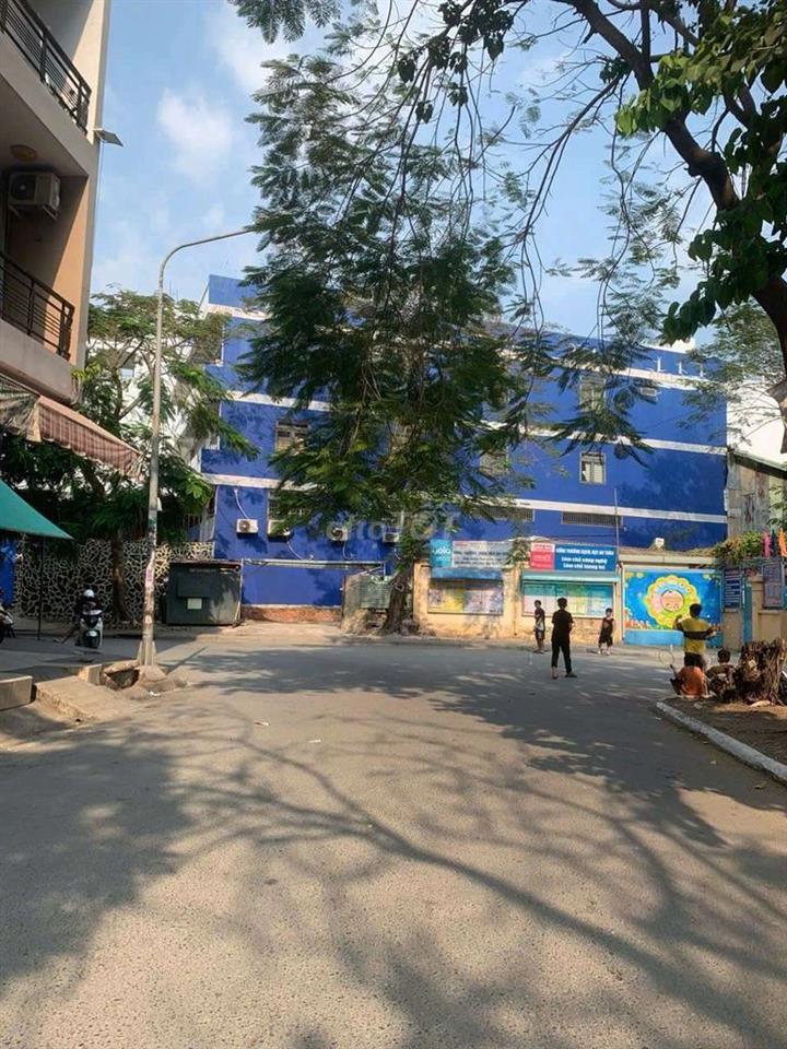 4 X 18M NHÀ MẶT TIỀN ĐƯỜNG KINH DOANH 