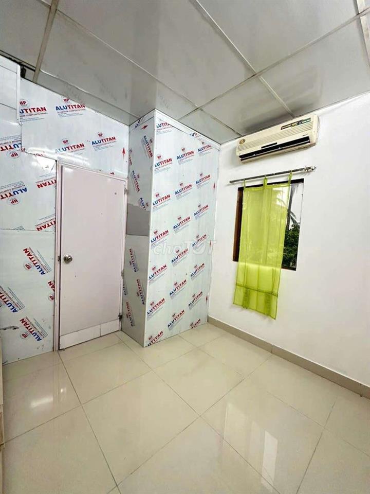 NHÀ 3 PHÒNG GẦN CHỢ HOÀ HƯNG